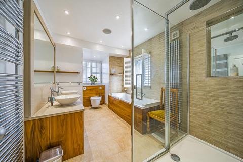 4 bedroom semi-detached house for sale, Brookway, Blackheath