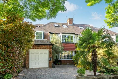 24 Brookway, London, SE3 9BJ