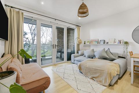 2 bedroom flat for sale, Quicks Road, Wimbledon, SW19