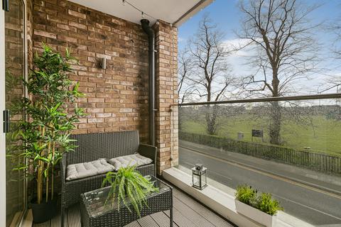 2 bedroom flat for sale, Quicks Road, Wimbledon, SW19