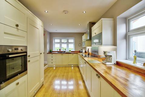 173 Bishop Road, Bristol, BS7 8NA