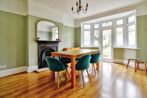 173 Bishop Road, Bristol, BS7 8NA
