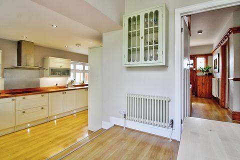173 Bishop Road, Bristol, BS7 8NA