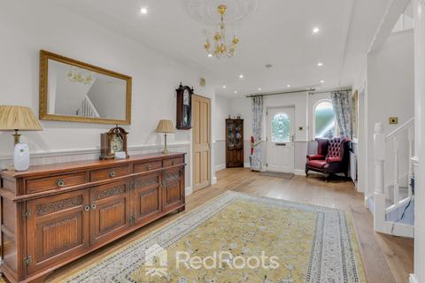 4 bedroom detached house for sale, Doncaster Road, Doncaster DN5