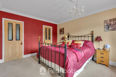 4 bedroom detached house for sale, Doncaster Road, Doncaster DN5