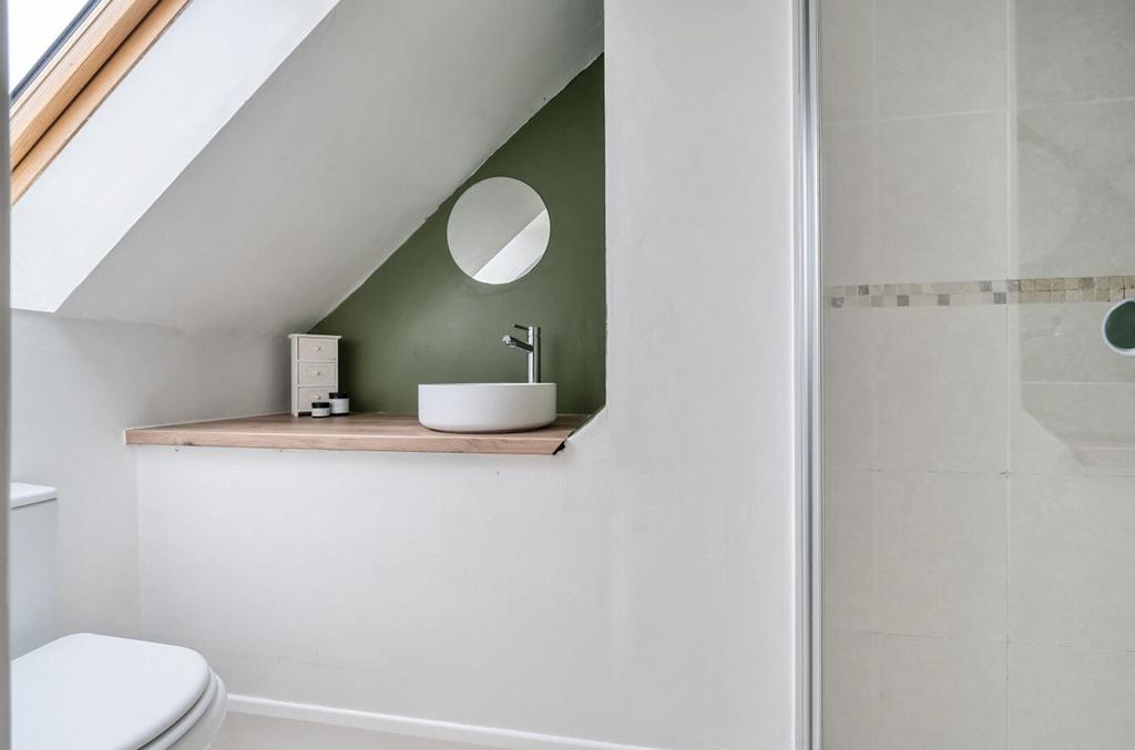 Bedroom One Ensuite