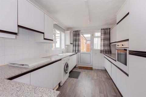 2 bedroom semi-detached bungalow for sale, Walpole Road, Cippenham