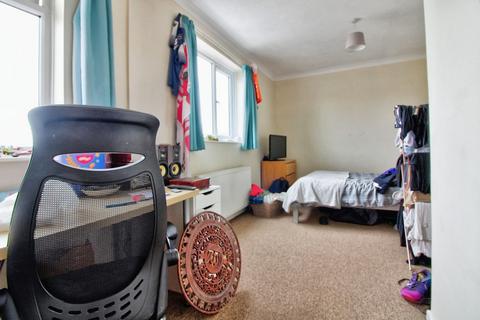 40 Hunters Way, Bristol, BS34 7EP