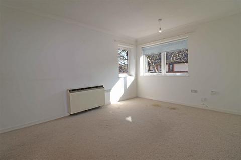 2 bedroom retirement property for sale, Garden Court, Priory Road, Warwick