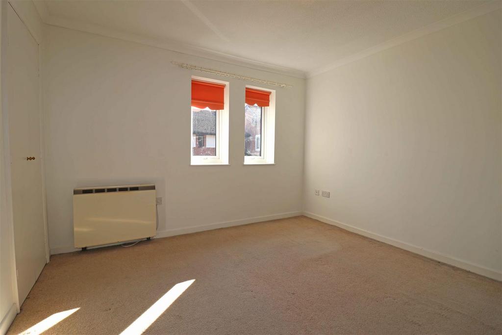 18gc bed1.jpg