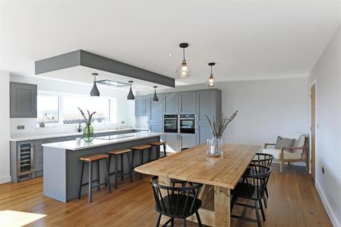 4 bedroom detached house for sale, Saxon Rise, Barkisland, Halifax
