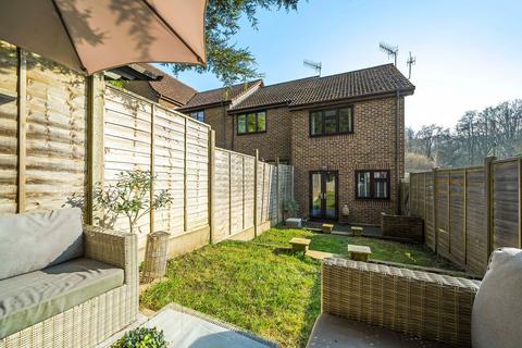 2 bedroom end of terrace house for sale, Mill Close, Haslemere, GU27