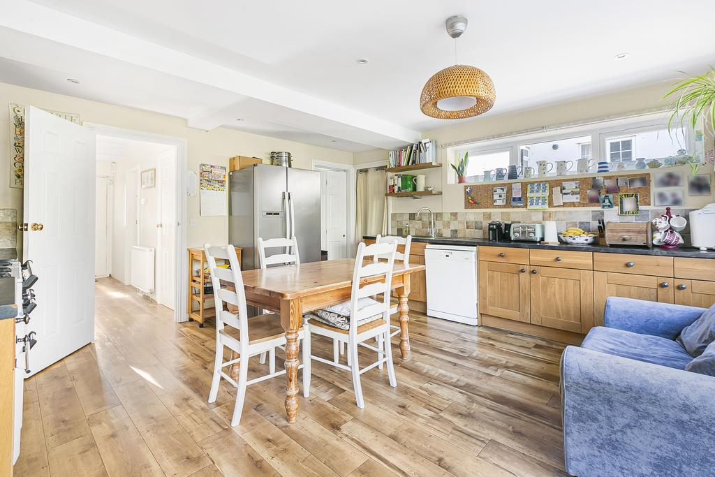 Kitchen/Breakfast