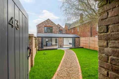 4 bedroom detached house for sale, Necton Road, St. Albans AL4