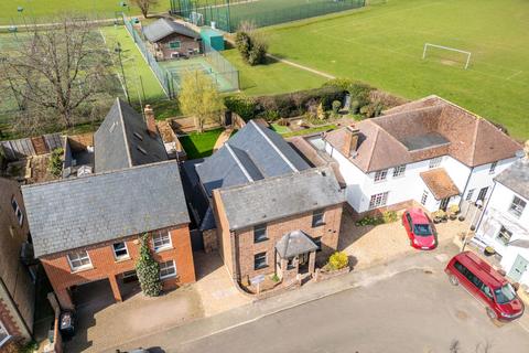 4 bedroom detached house for sale, Necton Road, St. Albans AL4