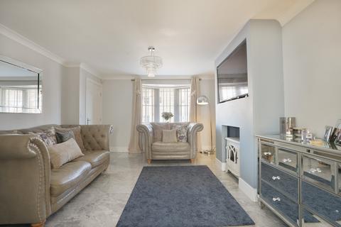 4 bedroom detached house for sale, Moat House Way, Doncaster, DN12