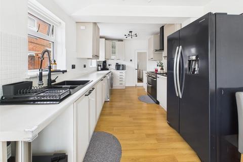 18 Slaney Street, Gloucester, GL1 4TL