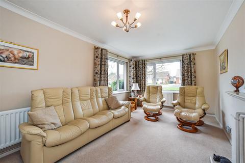 34 Blendon Drive, Andover, SP10 3NG