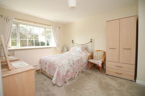 110 Aintree Road, Thornton-cleveleys, FY5 5HP