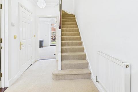 29 Cayton Road, Coulsdon, CR5 1LT
