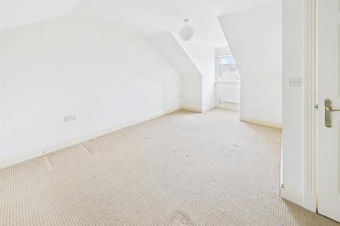 29 Cayton Road, Coulsdon, CR5 1LT