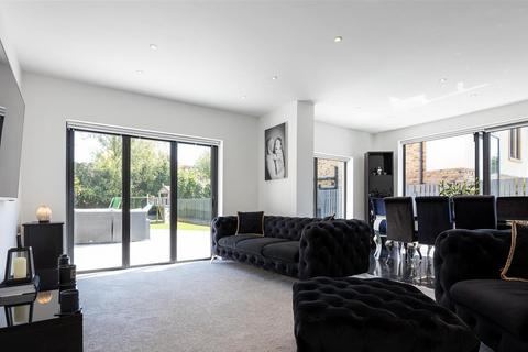 5 bedroom detached house for sale, Norden Road, Rochdale OL11