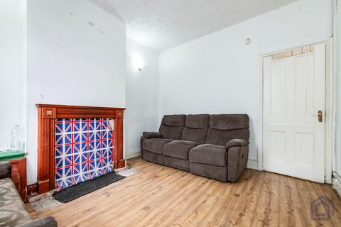 5 Crosswells Road, Oldbury, B68 8HA