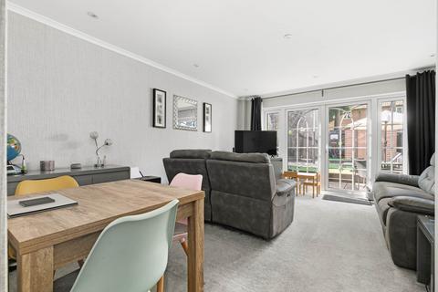 3 bedroom terraced house for sale, Queens Pine, Bracknell RG12
