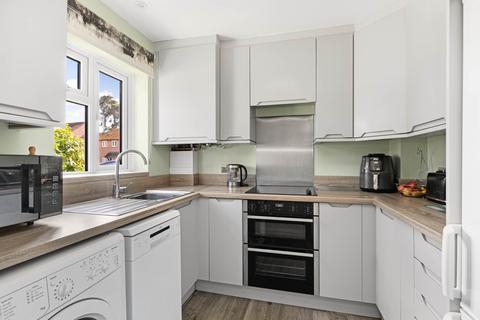3 bedroom terraced house for sale, Queens Pine, Bracknell RG12