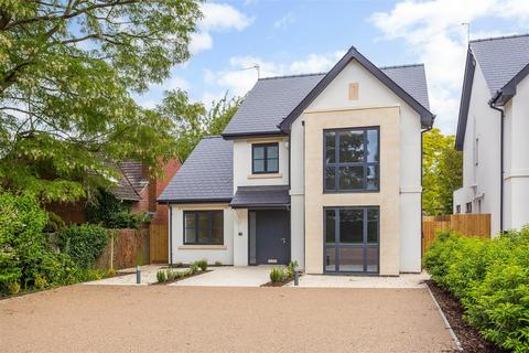 5 bedroom detached house for sale, Walnut Close, Pittville, Cheltenham