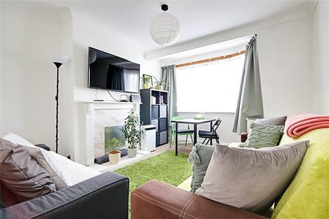 2 bedroom maisonette for sale, Crest Drive, Enfield, EN3