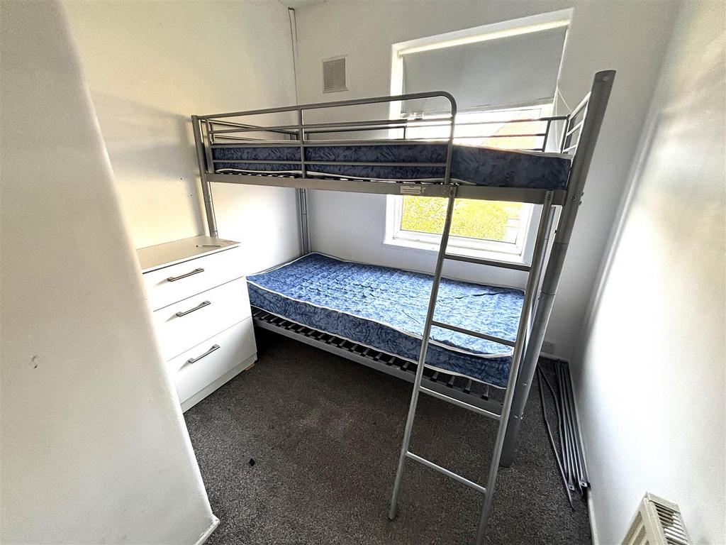 BED 3.jpeg