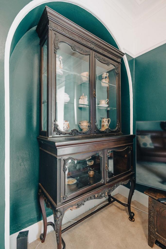 Upstairs Lounge