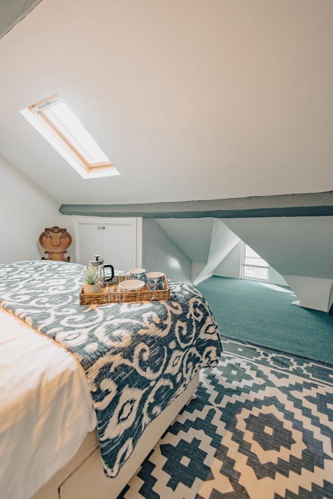 Front Double Bedroom 3