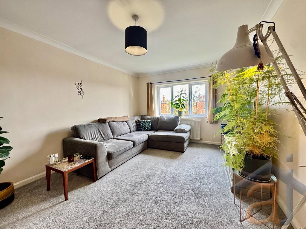 Apartment in Southport - View 2