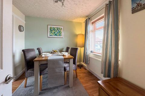 28 Barlow Crescent, Marple, Stockport, SK6 7PE