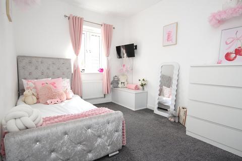 15 Carpenter Close, Poole, BH17 8DF