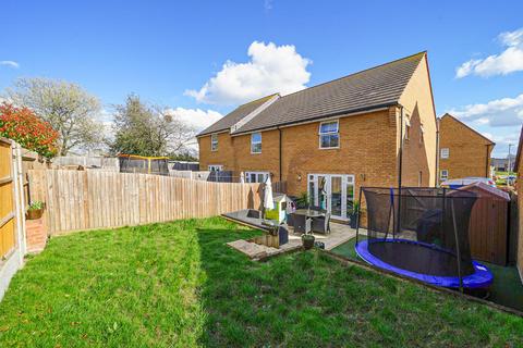 3 bedroom end of terrace house for sale, Babbage Grove, Leighton Buzzard
