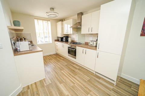 3 bedroom end of terrace house for sale, Babbage Grove, Leighton Buzzard