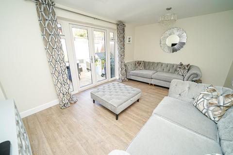 33 Babbage Grove, Leighton Buzzard, LU7 3GA