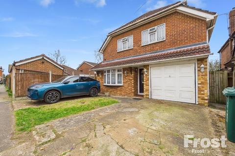 5 bedroom detached house for sale, New Park Road, Ashford, Surrey, TW15