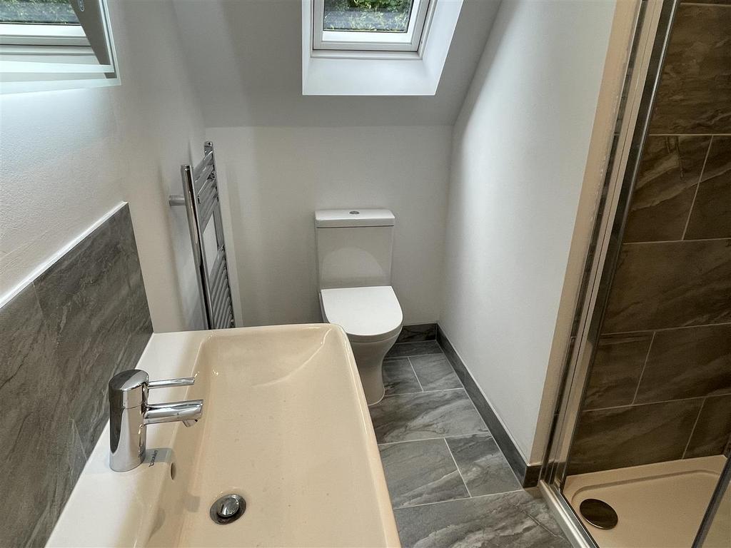 Shower Room.JPG