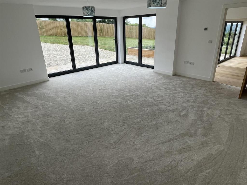 Sitting Room.JPG