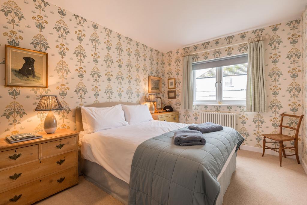 67e514e084772 Doon-Williams-Oyster-Bay-Port-Isaac