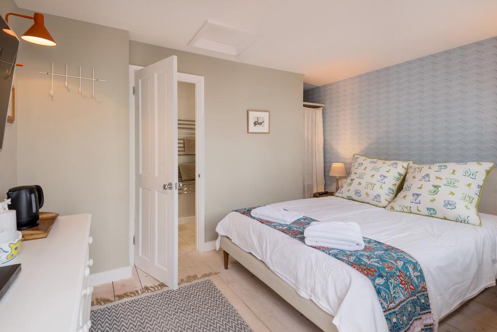 67e514c25deec Doon-Williams-Oyster-Bay-Port-Isaac