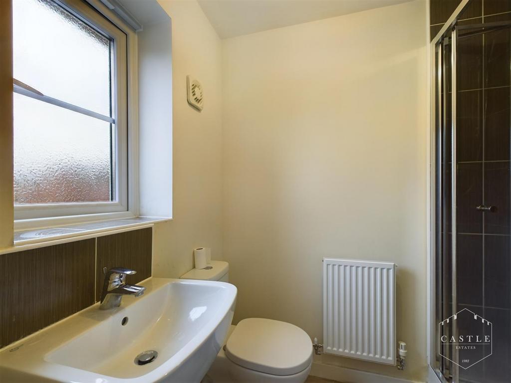 Ensuite shower room