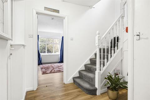 undefined, Wokingham Road, Earley, Reading