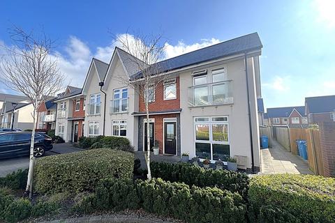 3 bedroom end of terrace house for sale, Adams Close, Hamworthy, POOLE, BH15