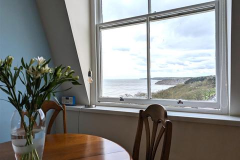 2 bedroom apartment for sale, Prince of Wales Terrace, Scarborough