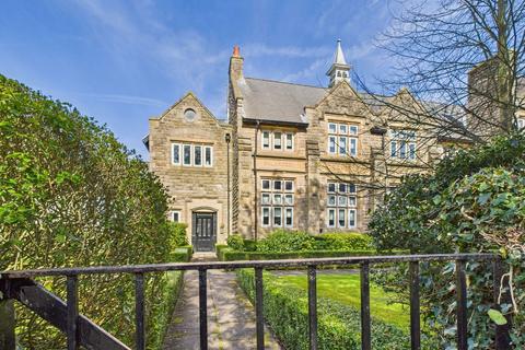 14a Grammar School Court, Ormskirk, L39 4PY